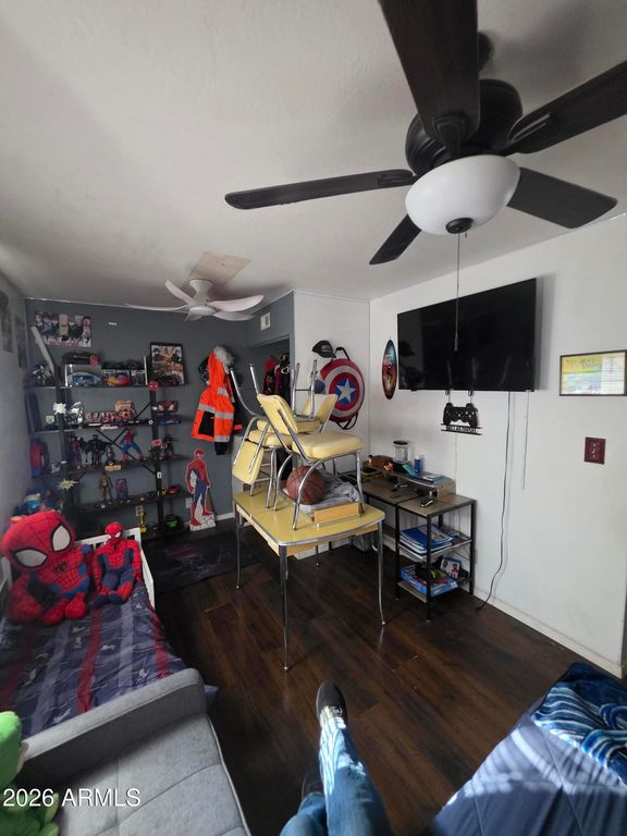 Image 22 of property listing at 1443 E Pepper Pl Place, Mesa, AZ 85203