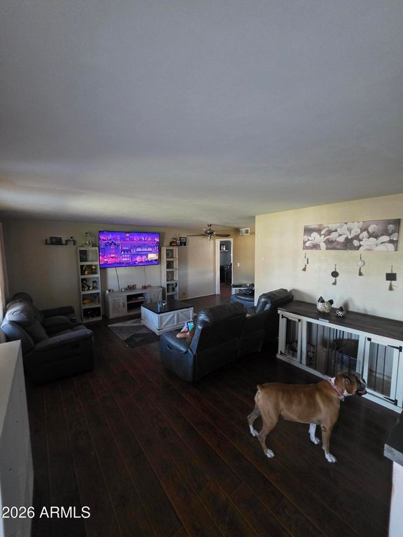 Image 4 of property listing at 1443 E Pepper Pl Place, Mesa, AZ 85203