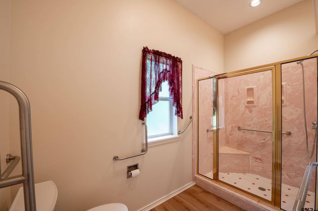 605 County road 2310, Mineola, TX 75773