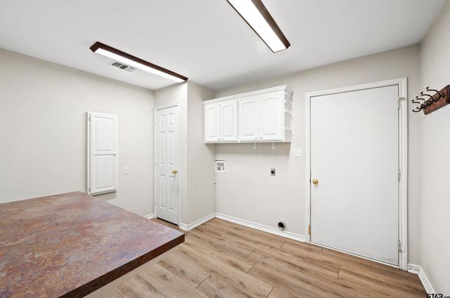 605 County road 2310, Mineola, TX 75773