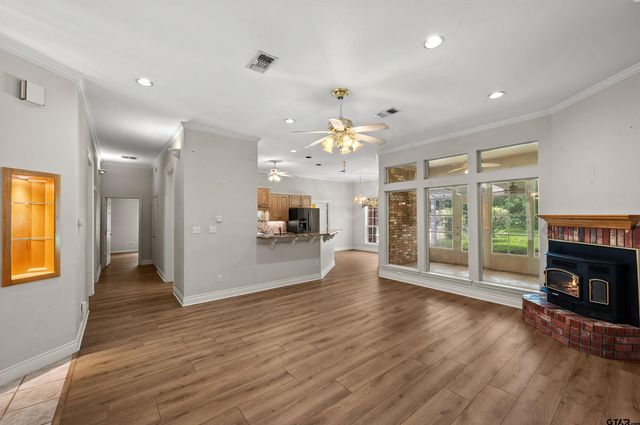 605 County road 2310, Mineola, TX 75773