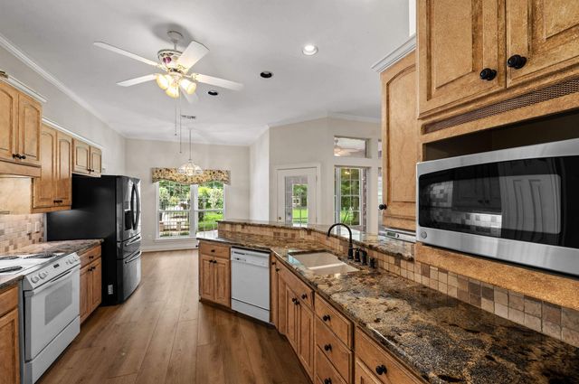 605 County road 2310, Mineola, TX 75773