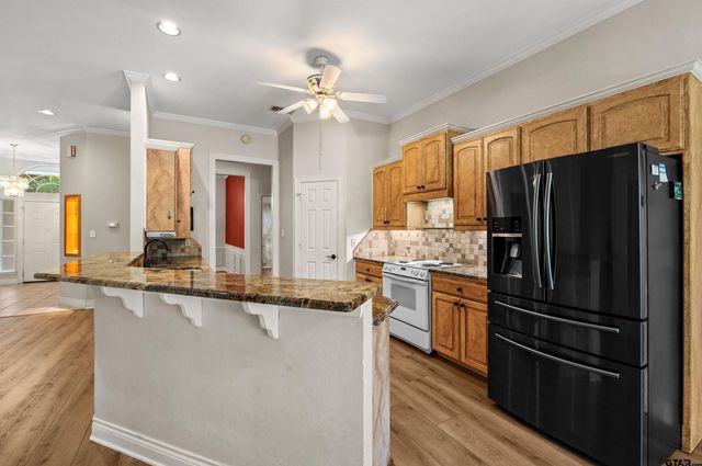 605 County road 2310, Mineola, TX 75773
