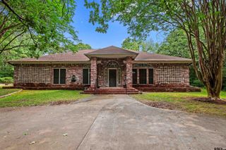 605 County road 2310, Mineola, TX 75773