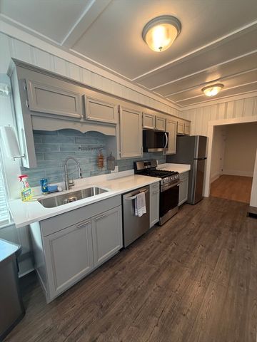 37 Basset St 1B, Lynn, MA 01902