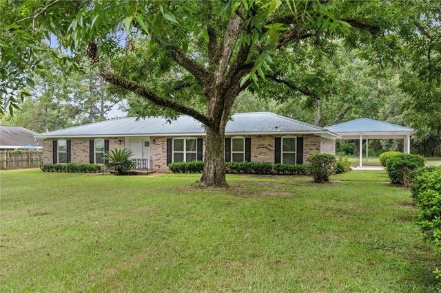 8674 Ramsey Road, Grand Bay, AL 36541