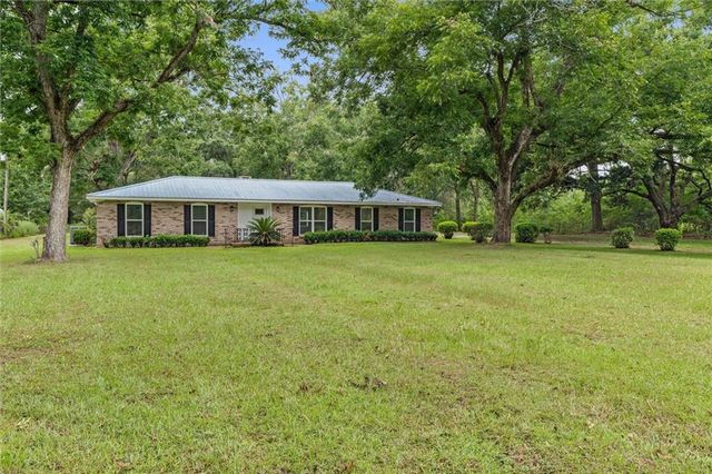 8674 Ramsey Road, Grand Bay, AL 36541