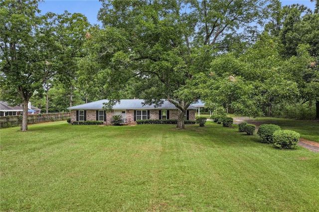 8674 Ramsey Road, Grand Bay, AL 36541