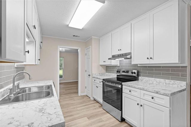 8674 Ramsey Road, Grand Bay, AL 36541