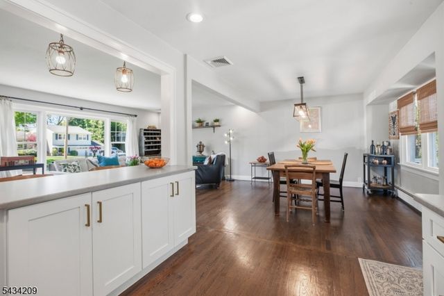 4 Rutgers Rd, Cranford Twp., NJ 07016