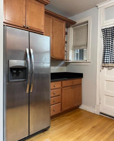 4354 N Wolcott Avenue, Chicago, IL 60613