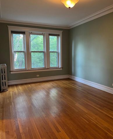 4354 N Wolcott Avenue, Chicago, IL 60613