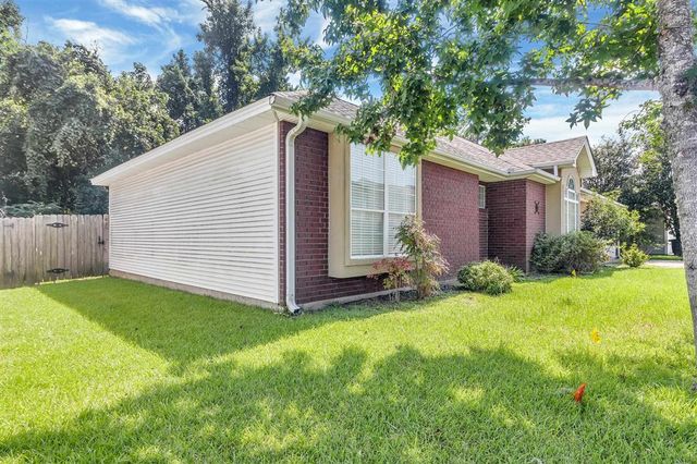 2713 Henderson Bayou Place, Lake Charles, LA 70605