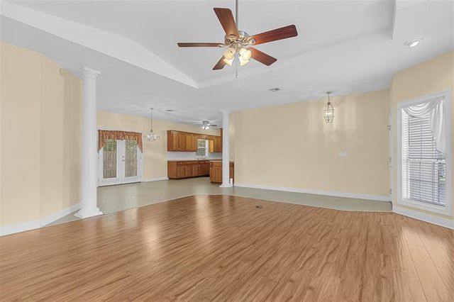 2713 Henderson Bayou Place, Lake Charles, LA 70605