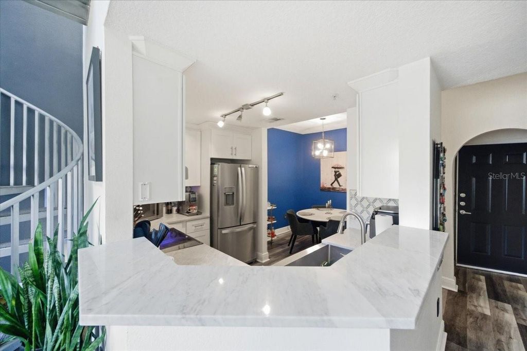 Image 14 of property listing at 501 KNIGHTS RUN AVENUE 1320, Tampa, FL 33602