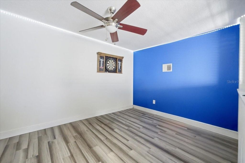 Image 32 of property listing at 501 KNIGHTS RUN AVENUE 1320, Tampa, FL 33602