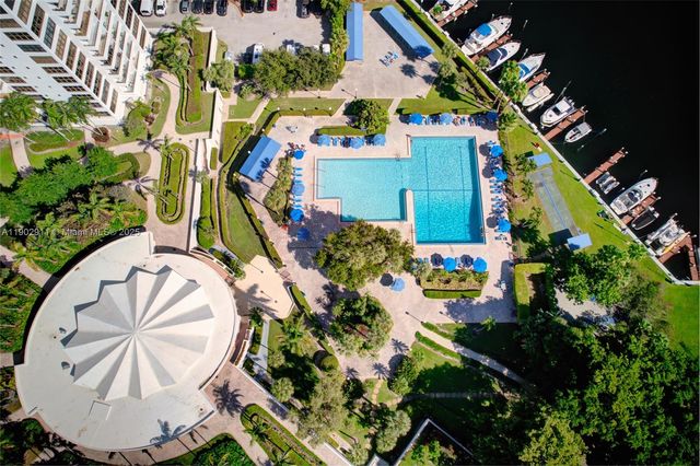 600 Three Islands Blvd 1814, Hallandale Beach, FL 33009