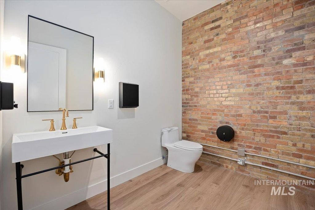 150 Main Ave S 102, Twin Falls, ID 83301 photo 17