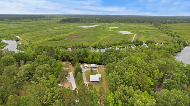 589 Backfield Road, Walterboro, SC 29488