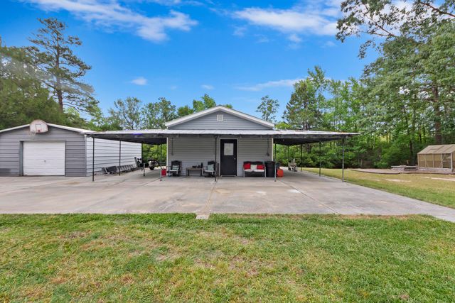 589 Backfield Road, Walterboro, SC 29488