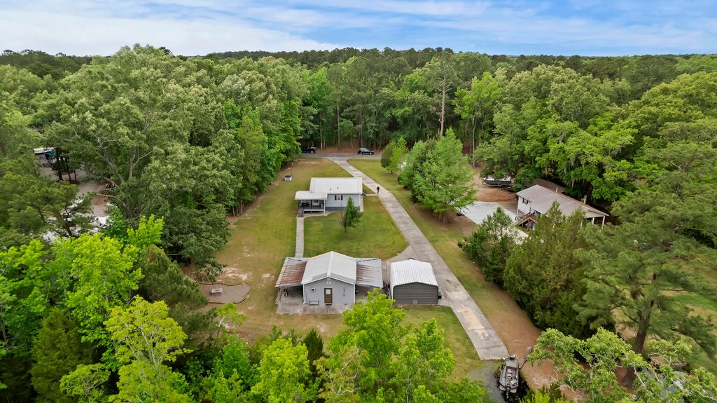 589 Backfield Road, Walterboro, SC 29488