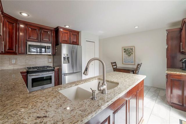 10890 Bradshaw Street, Overland Park, KS 66210