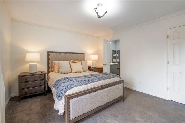 10890 Bradshaw Street, Overland Park, KS 66210