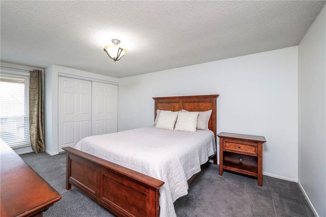 10890 Bradshaw Street, Overland Park, KS 66210