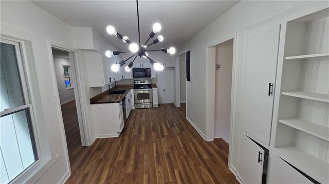 2084 Snow SW Road, Atlanta, GA 30311