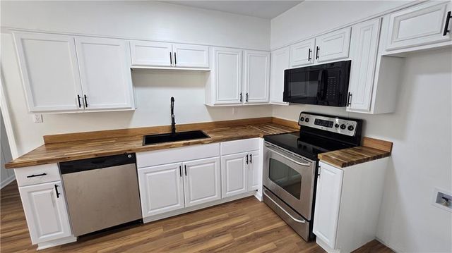 2084 Snow SW Road, Atlanta, GA 30311