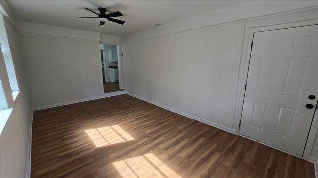 2084 Snow SW Road, Atlanta, GA 30311