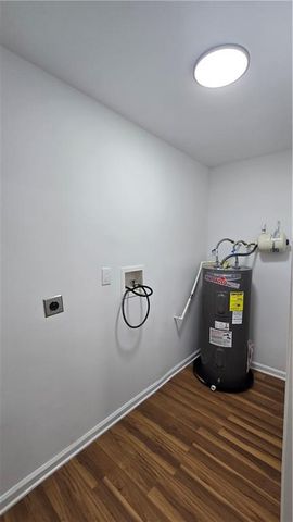 2084 Snow SW Road, Atlanta, GA 30311