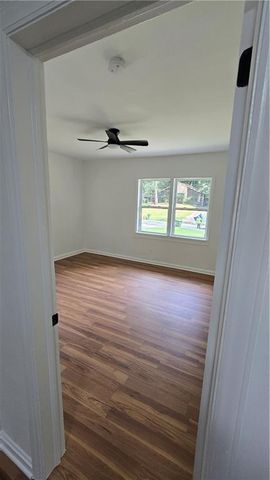 2084 Snow SW Road, Atlanta, GA 30311