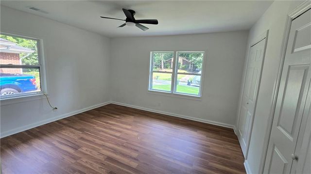 2084 Snow SW Road, Atlanta, GA 30311