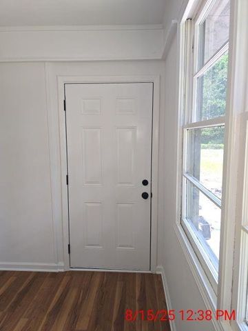 2084 Snow SW Road, Atlanta, GA 30311