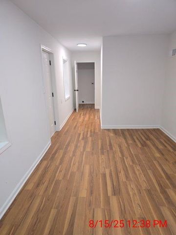 2084 Snow SW Road, Atlanta, GA 30311