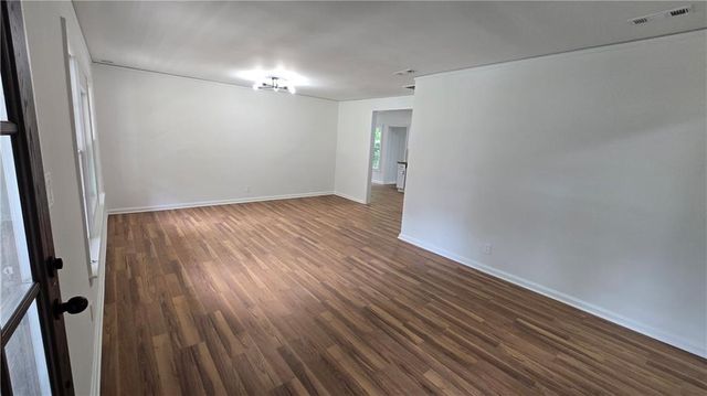 2084 Snow SW Road, Atlanta, GA 30311