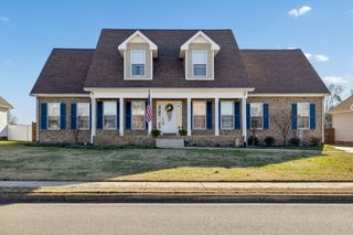 1004 Glenhurst Way, Clarksville, TN 37040