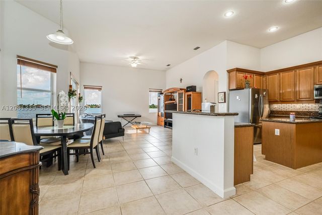 18633 SW 24th St, Miramar, FL 33029