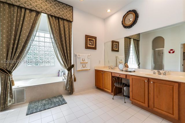 18633 SW 24th St, Miramar, FL 33029