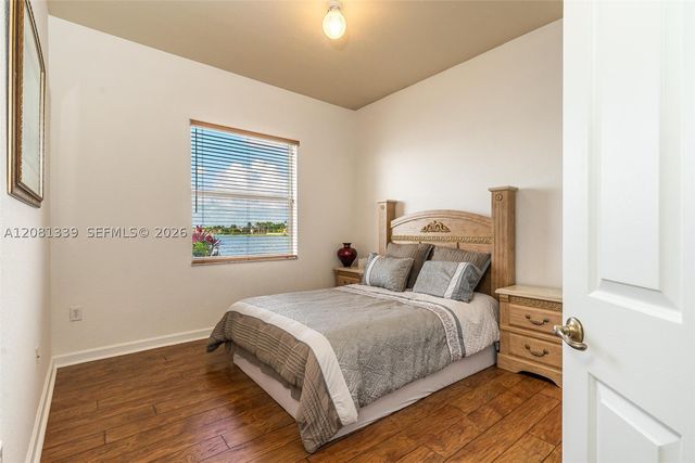 18633 SW 24th St, Miramar, FL 33029