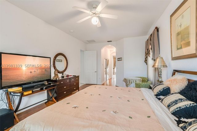 18633 SW 24th St, Miramar, FL 33029
