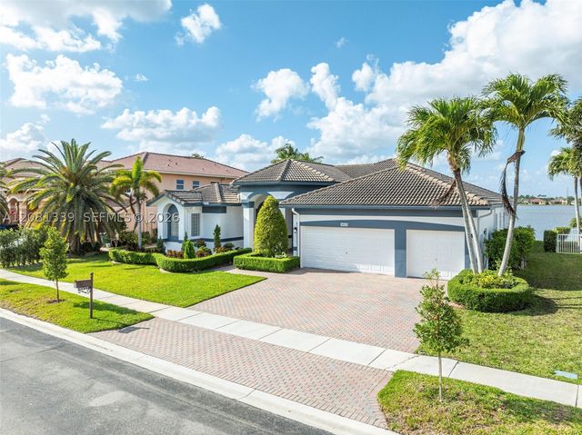 18633 SW 24th St, Miramar, FL 33029