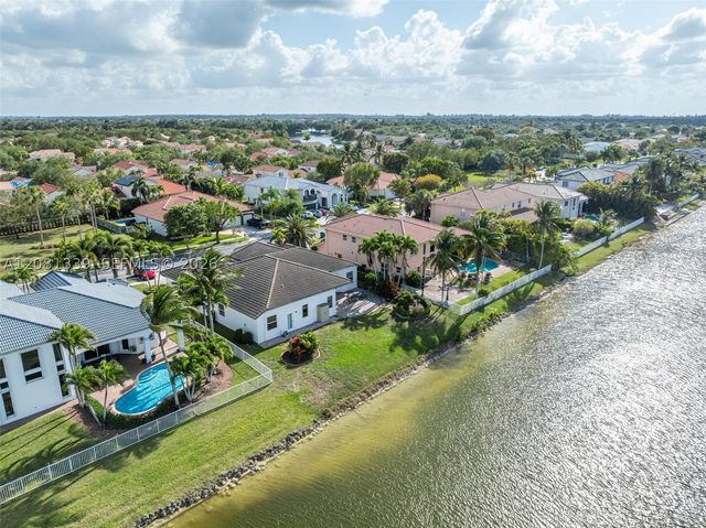 18633 SW 24th St, Miramar, FL 33029