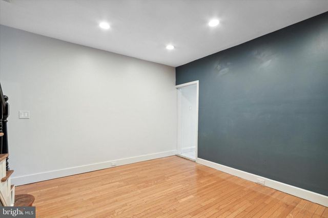 833 ALMOND ST, Philadelphia, PA 19125