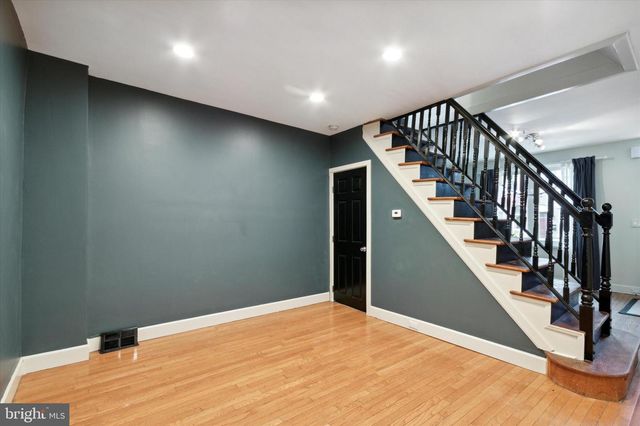 833 ALMOND ST, Philadelphia, PA 19125
