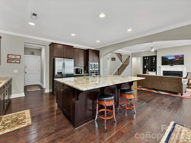 12323 Cherrybark Lane, Charlotte, NC 28278