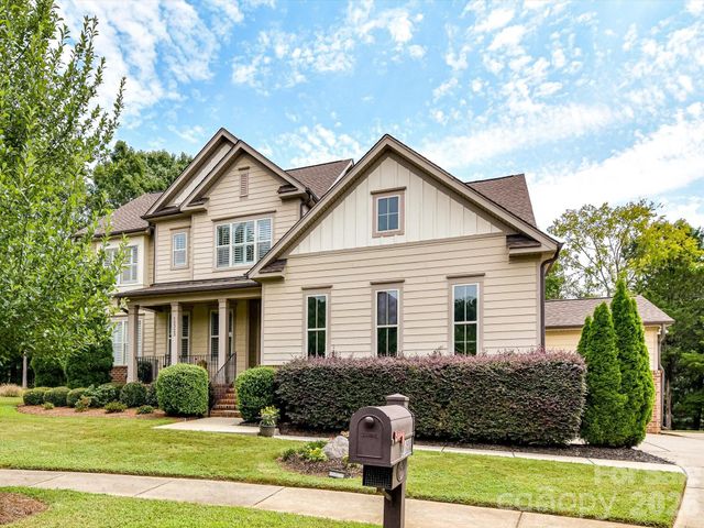12323 Cherrybark Lane, Charlotte, NC 28278