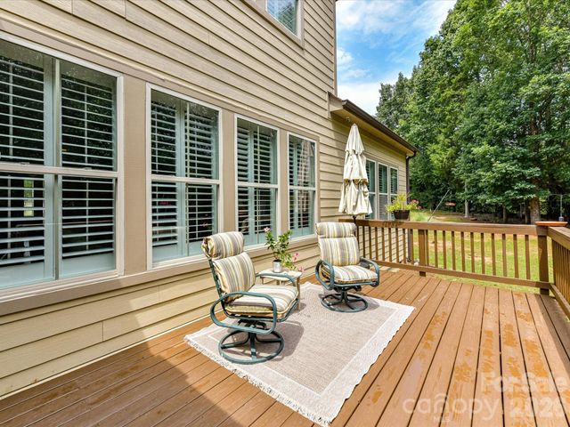 12323 Cherrybark Lane, Charlotte, NC 28278