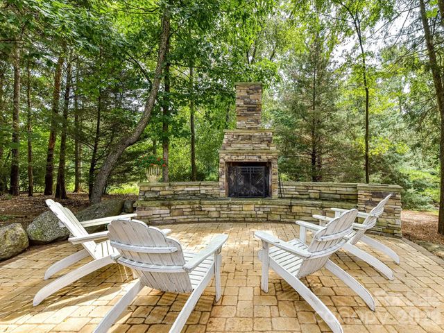 12323 Cherrybark Lane, Charlotte, NC 28278